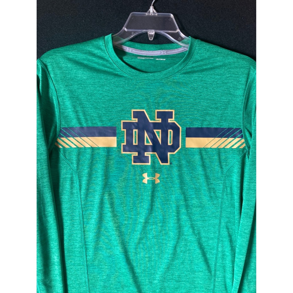 Under Armour Notre Dame Fighting Irish L. Sleeve NCAA Athletic Shirt Mens M